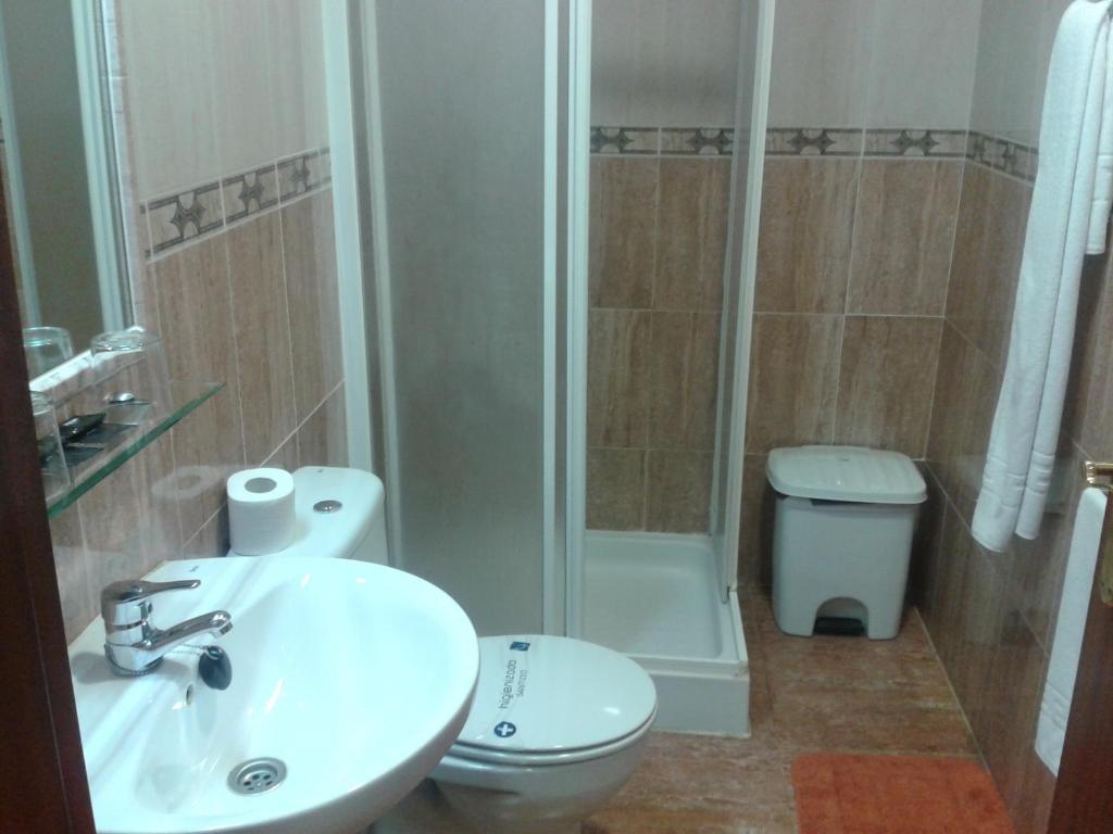 Hostal Restaurante El Paraiso Дон Бенито Стая снимка
