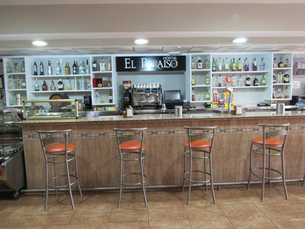 Hostal Restaurante El Paraiso Дон Бенито Екстериор снимка